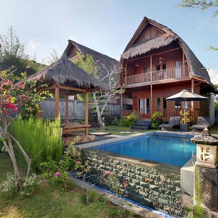 Bb Resort Villa And Spa Batumadeg Buitenkant foto