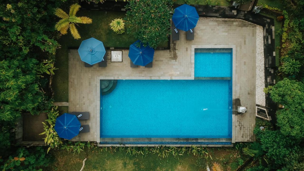 Bb Resort Villa And Spa Batumadeg Buitenkant foto