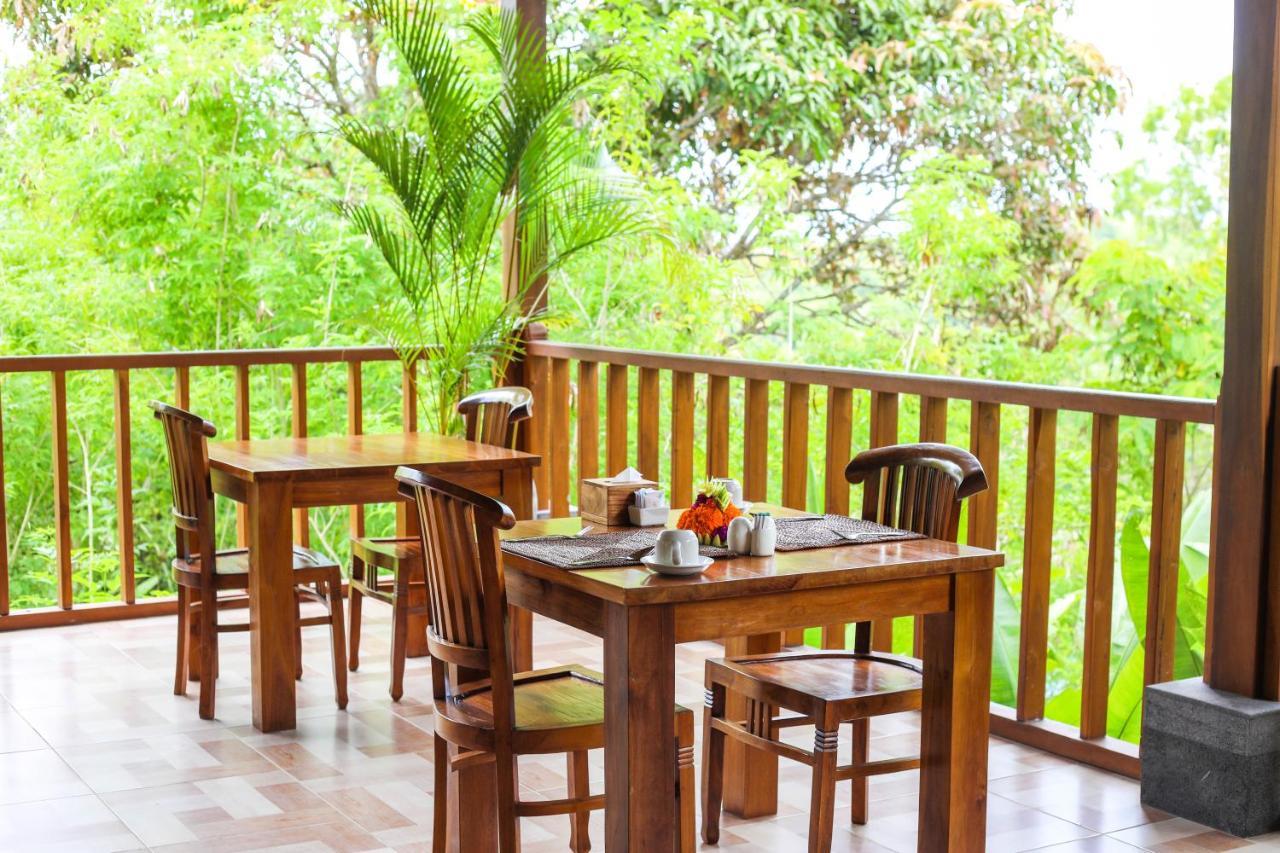 Bb Resort Villa And Spa Batumadeg Buitenkant foto
