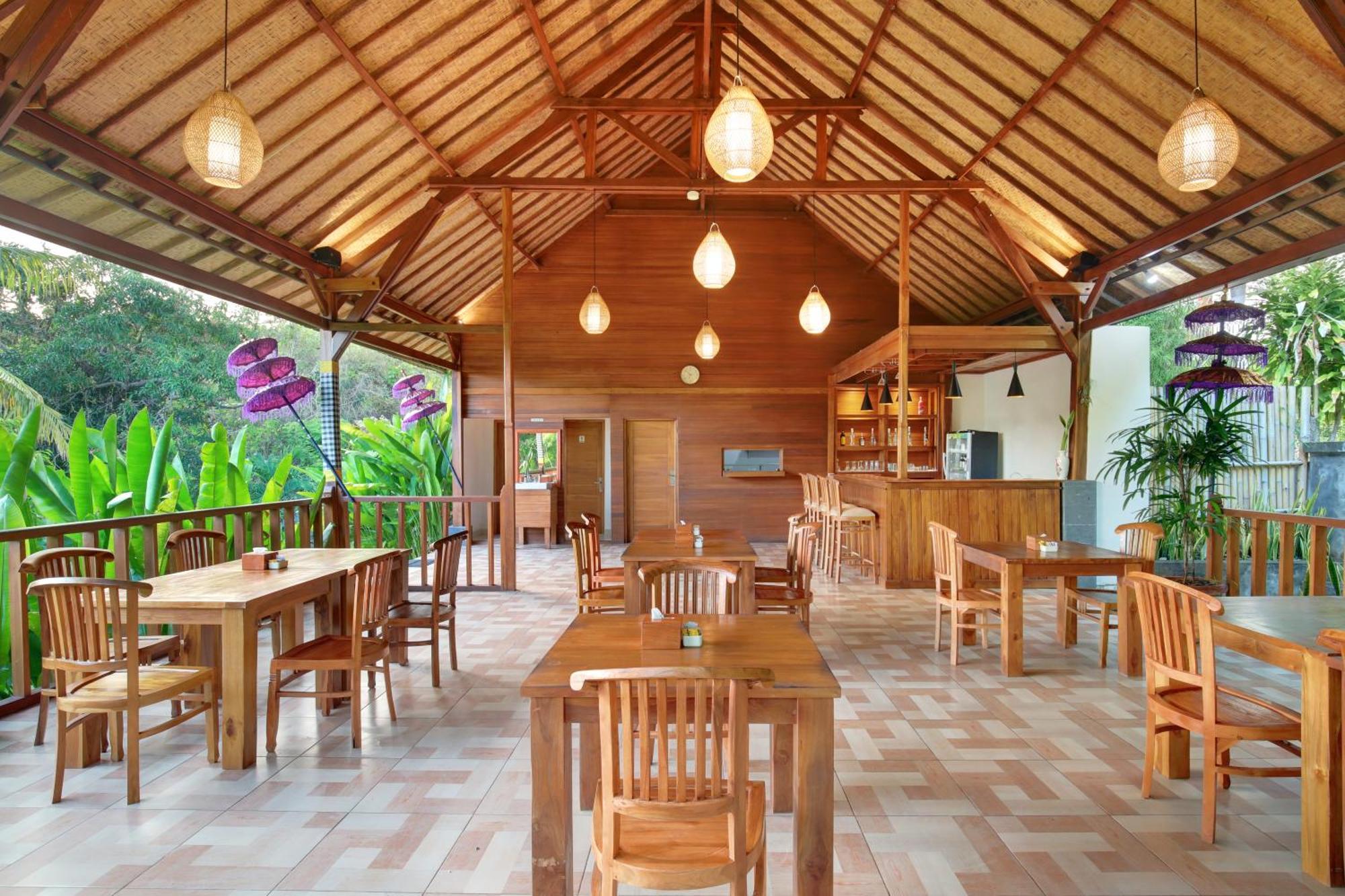 Bb Resort Villa And Spa Batumadeg Buitenkant foto