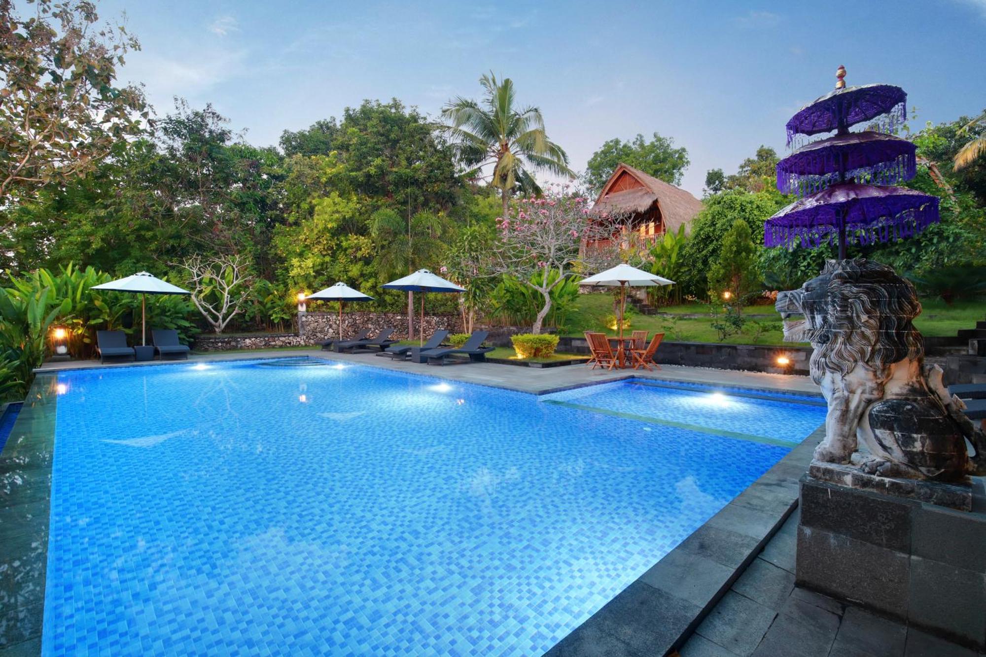 Bb Resort Villa And Spa Batumadeg Buitenkant foto