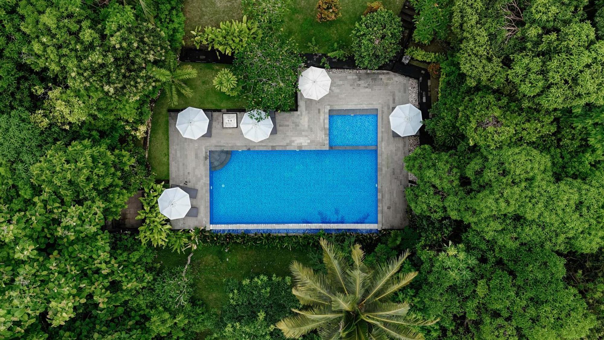 Bb Resort Villa And Spa Batumadeg Buitenkant foto